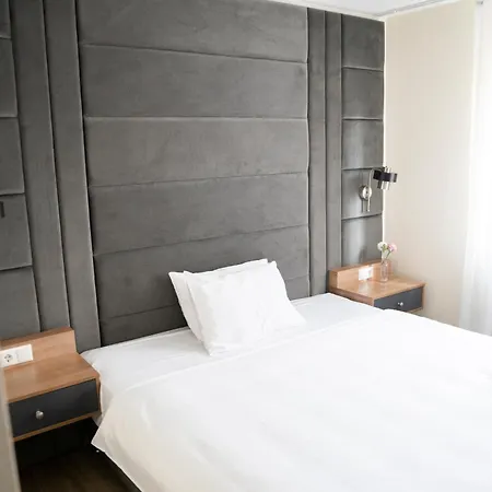 O&o Zentrum * 上乌瑟尔